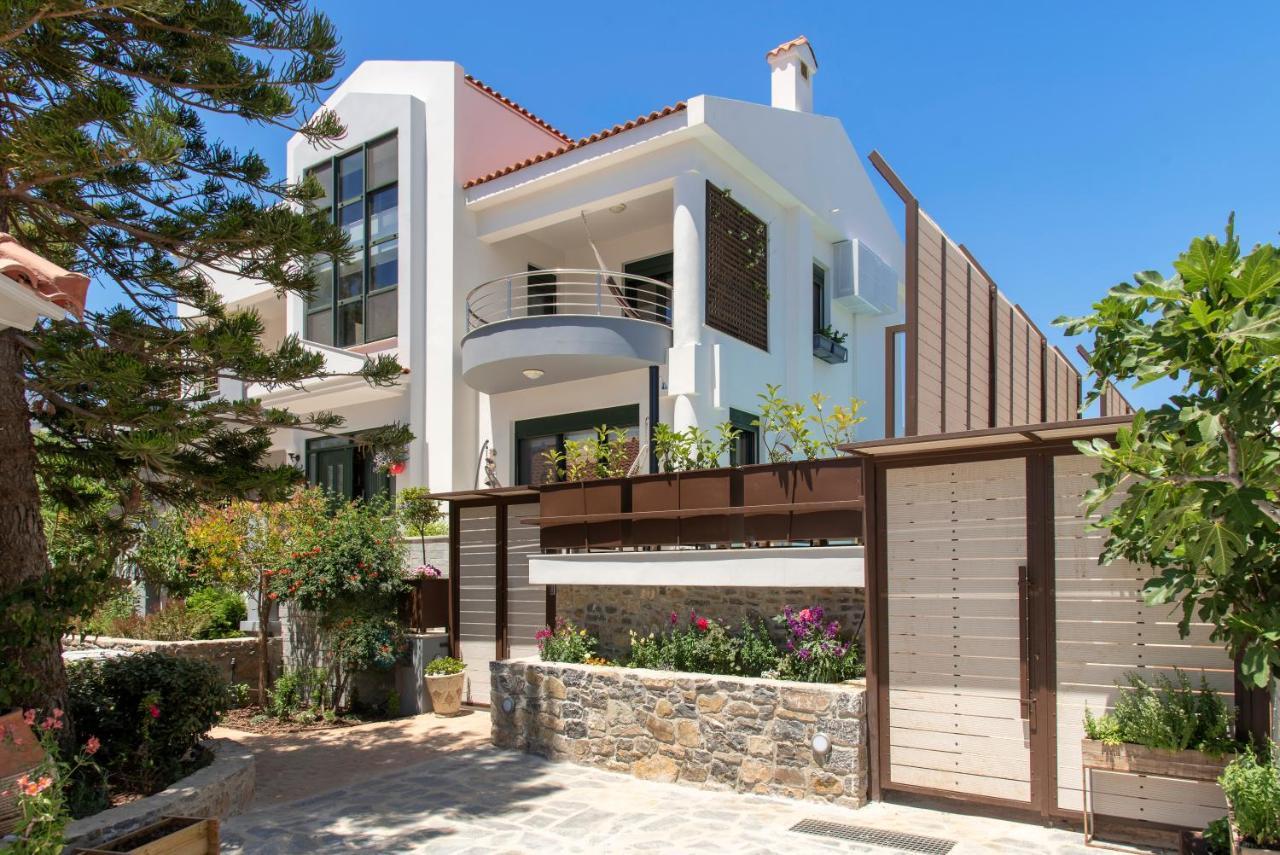 Paradisos Luxury Villas Next To Beach Koutsourás Exterior photo